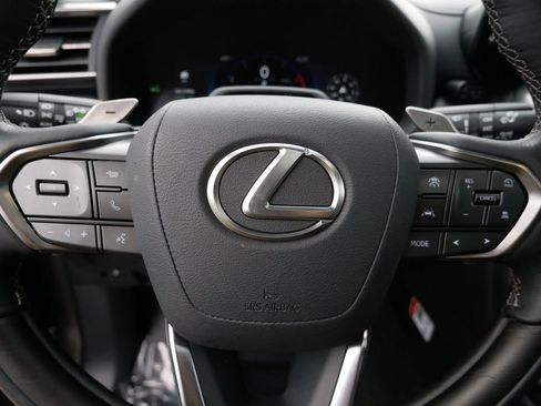 Certified 2025 Lexus LX 700h Luxury w/ Appearance Package AWD/4WD image 19
