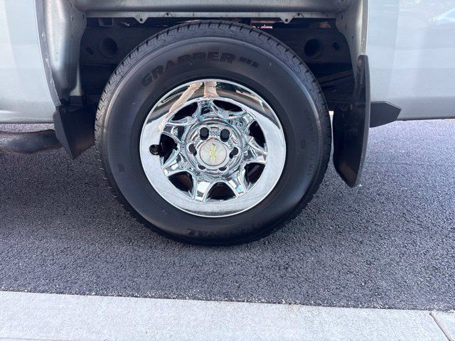 Used 2014 Chevrolet Silverado 1500 W/T RWD image 9