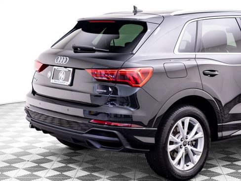 Used 2025 Audi Q3 2.0T Premium Plus w/ Premium Plus Package AWD/4WD image 36