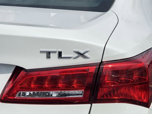Used 2018 Acura TLX w/ Technology Package image 25