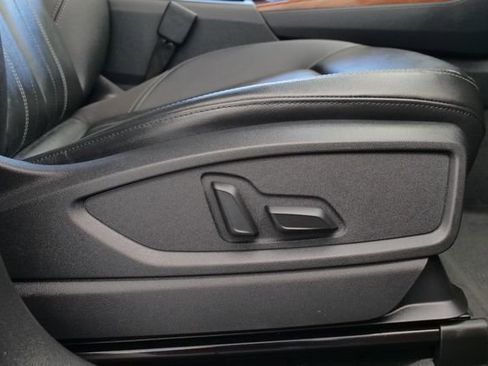 Used 2023 Audi Q5 2.0T Premium w/ Convenience Package image 17