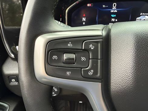 Used 2025 Chevrolet Silverado 1500 LT AWD/4WD image 15