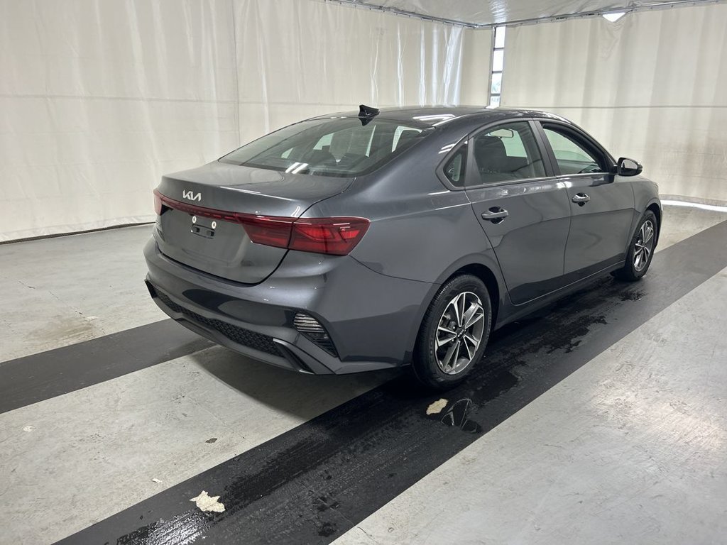 Certified 2023 Kia Forte LXS w/ LXS Technology Package FWD image 2