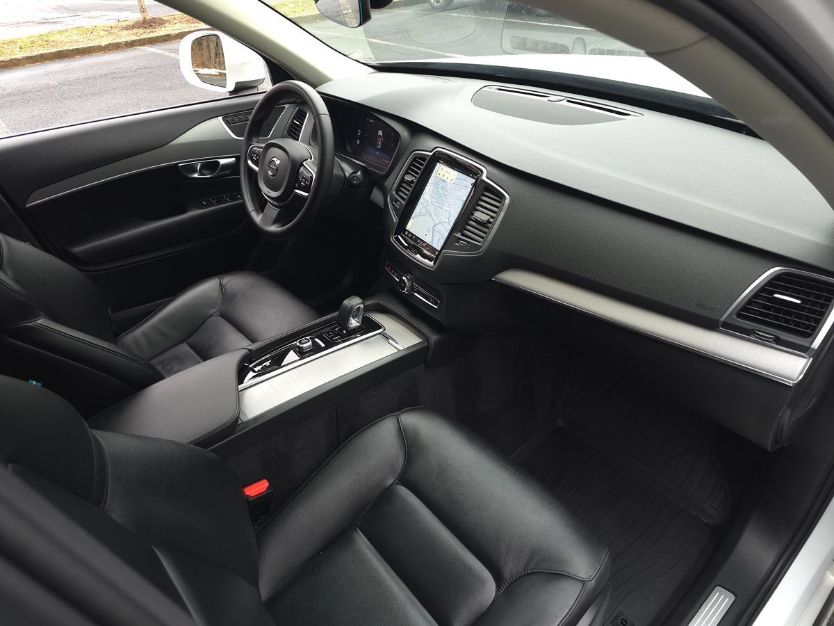 Used 2024 Volvo XC90 B5 Core w/ Climate Package AWD/4WD image 28