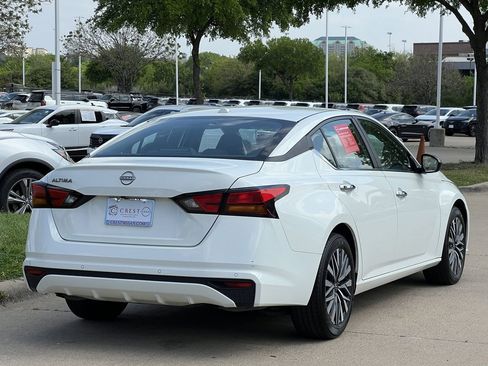 Certified 2025 Nissan Altima 2.5 SV image 4