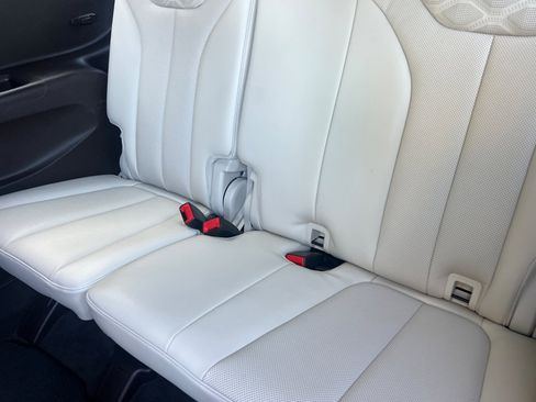 Used 2020 Hyundai Palisade Limited image 15