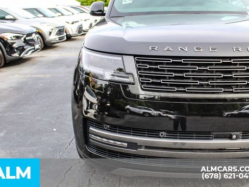 Used 2024 Land Rover Range Rover Long Wheelbase SE AWD/4WD image 11