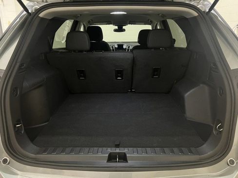 Used 2023 Chevrolet Equinox LT image 7