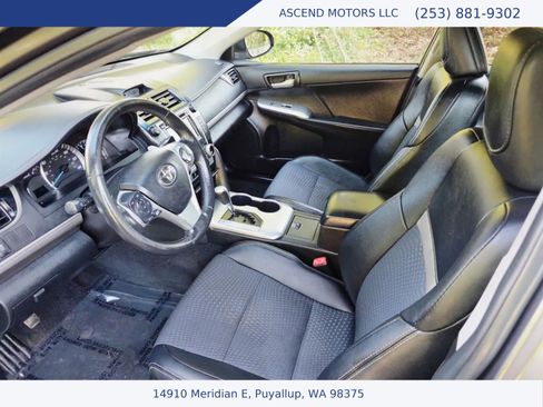 Used 2014 Toyota Camry SE FWD image 9
