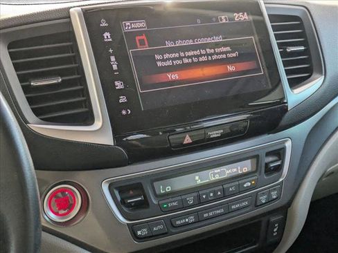 Used 2018 Honda Pilot EX-L image 13