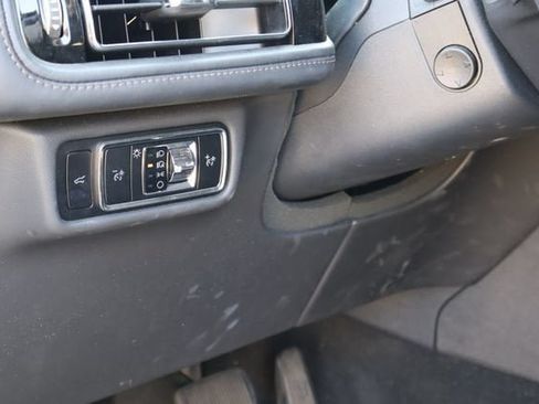 Used 2025 Lincoln Aviator AWD w/ Jet Appearance Package image 25