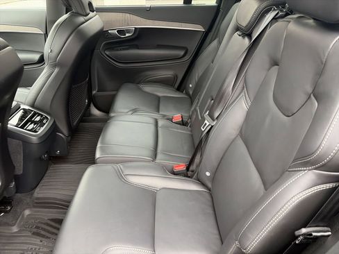 Used 2024 Volvo XC90 B6 Ultimate w/ Protection Package Premier AWD/4WD image 28