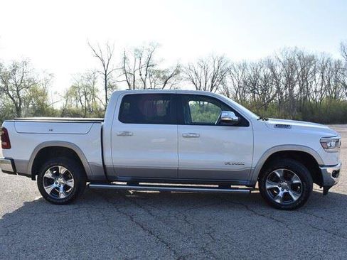 Used 2020 RAM 1500 Laramie AWD/4WD image 9