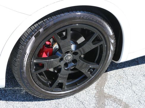 Used 2022 Maserati Levante GT image 14