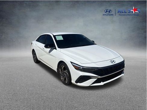 Used 2025 Hyundai Elantra Sport FWD image 1