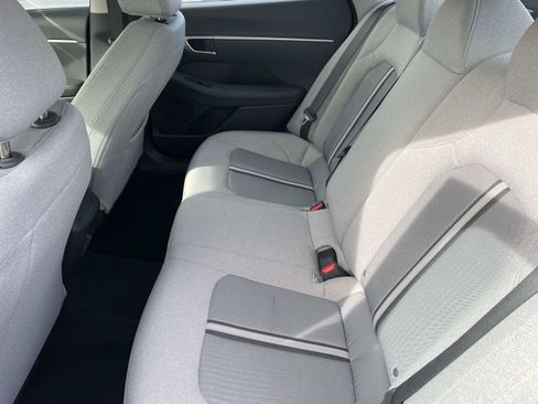 Certified 2022 Hyundai Sonata SE w/ Cargo Package image 18