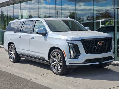 New 2026 Cadillac Escalade ESV Platinum Sport AWD/4WD image 7