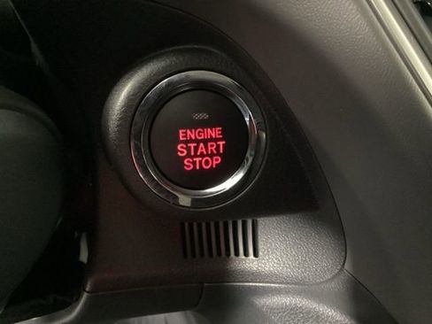 Used 2025 Subaru Crosstrek 2.0i Premium image 27