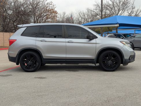 Used 2019 Honda Passport Sport image 3