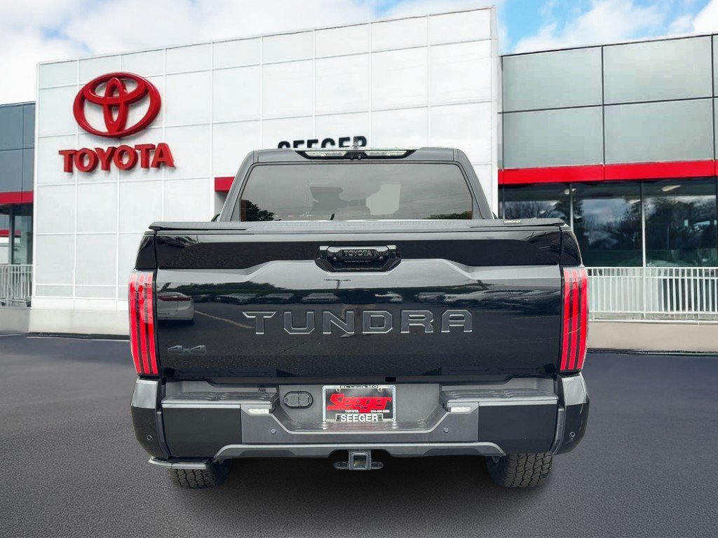 Used 2023 Toyota Tundra Platinum AWD/4WD image 5