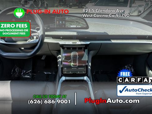 Used 2024 Lucid Air Pure RWD image 15