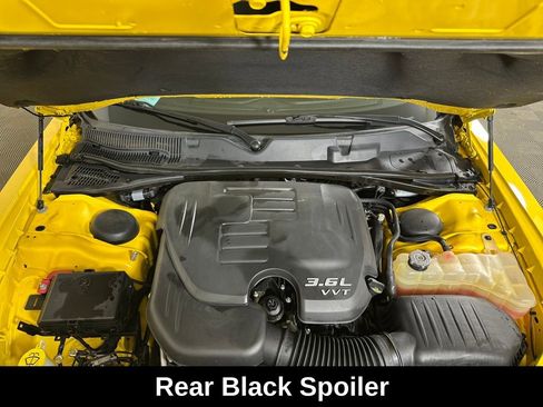 Used 2018 Dodge Challenger SXT w/ Blacktop Package image 13