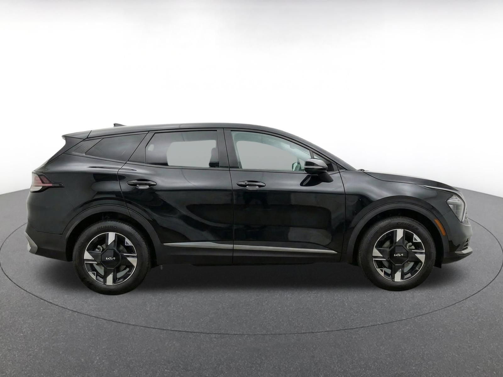 Used 2026 Kia Sportage LX FWD image 9
