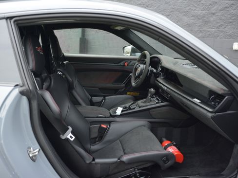Used 2024 Porsche 911 GT3 RS image 25
