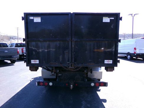 Used 2019 Ford F550 4x4 Regular Cab Super Duty image 8