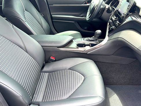 Used 2024 Toyota Camry SE w/ Convenience Package FWD image 23