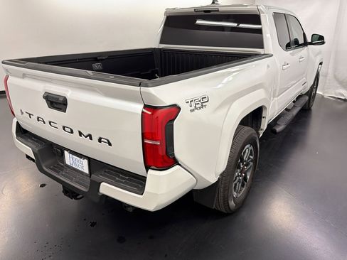 Used 2024 Toyota Tacoma TRD Sport RWD image 9