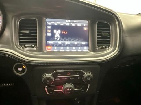 Used 2019 Dodge Charger Scat Pack w/ Plus Group RWD image 10