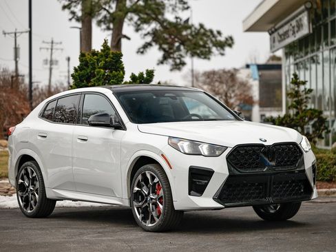 New 2026 BMW X2 xDrive28i w/ Technology Package image 1