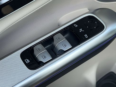 New 2026 Mercedes-Benz GLC 300 4MATIC image 13