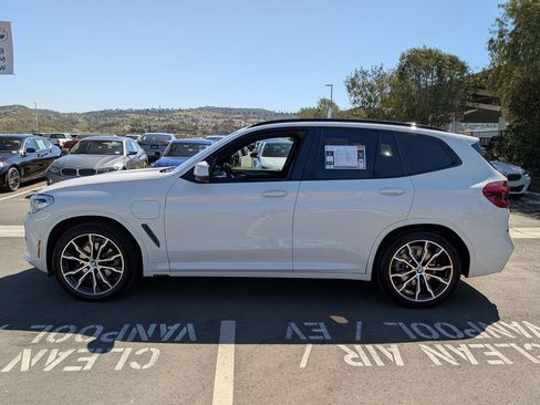 Used 2021 BMW X3 xDrive30e w/ M Sport Package image 5