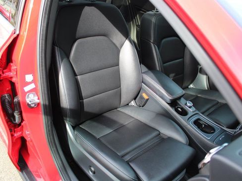 Used 2018 Mercedes-Benz GLA 250 4MATIC image 26