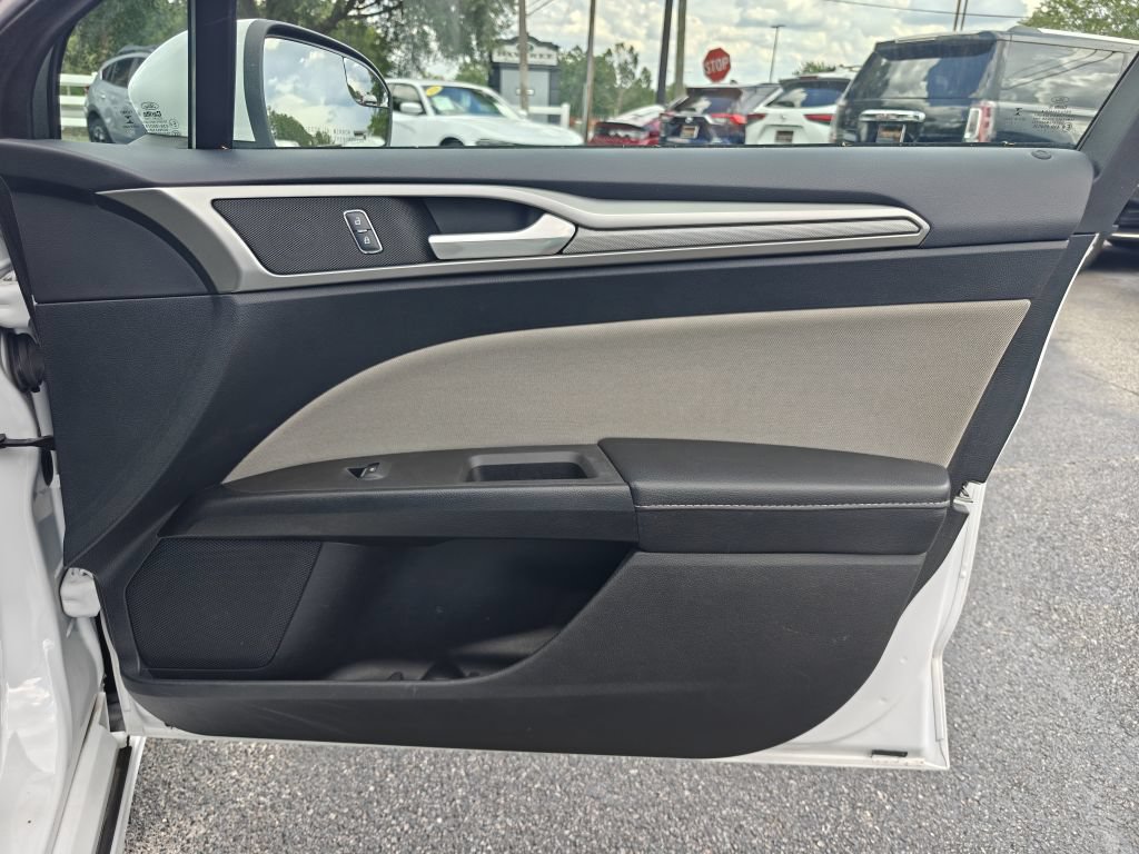 Used 2018 Ford Fusion S FWD image 36