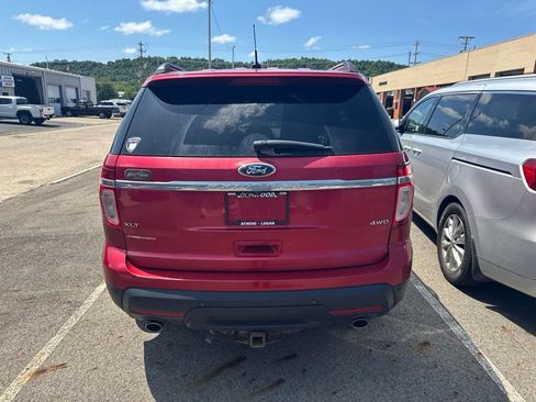 Used 2012 Ford Explorer XLT AWD/4WD image 7