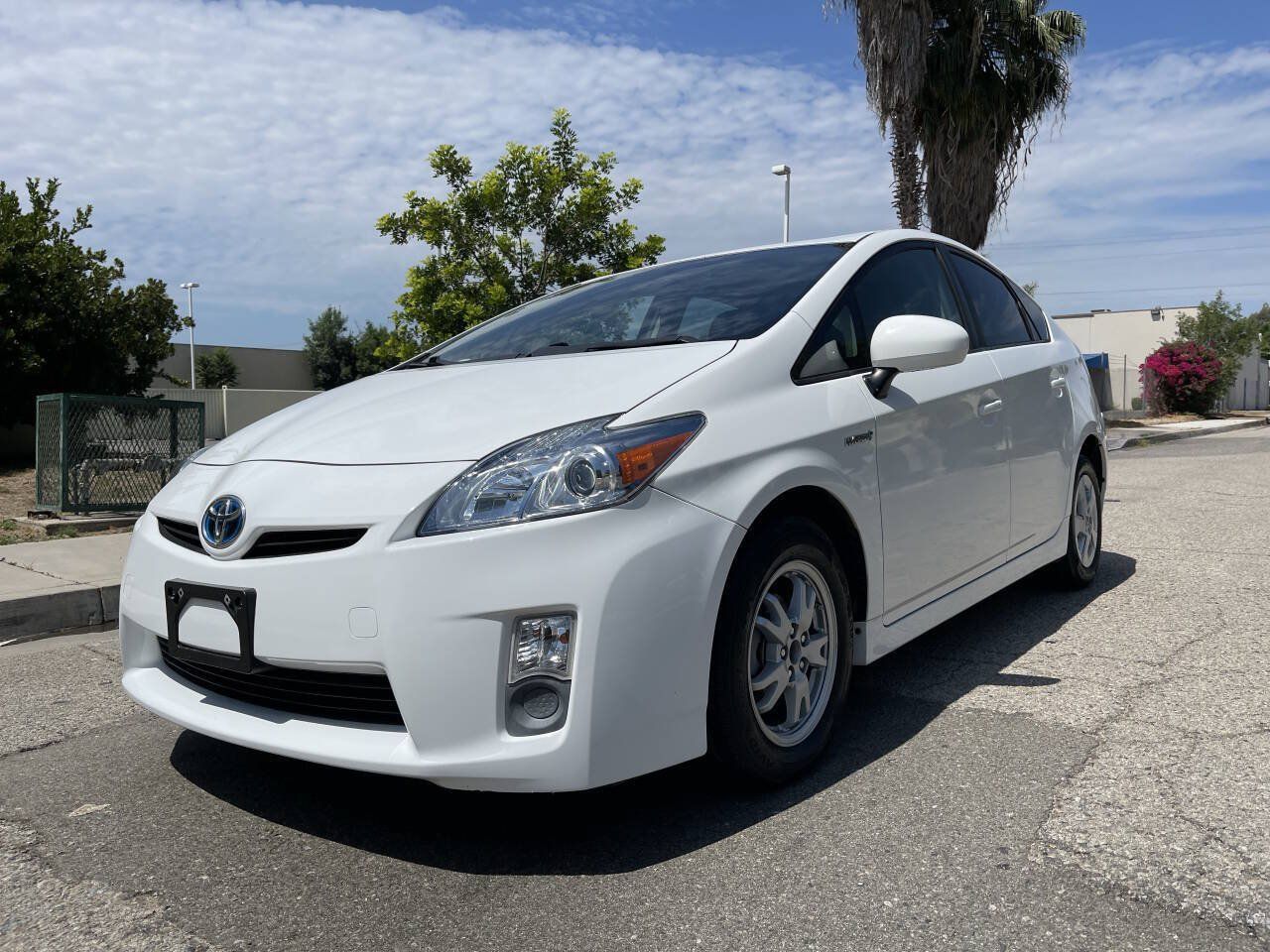 Used 2010 Toyota Prius FWD image 1