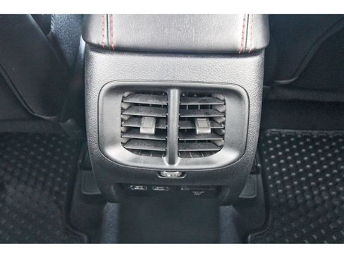 Used 2022 Jeep Cherokee Trailhawk AWD/4WD image 15