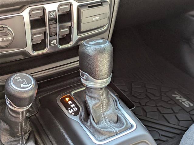 Used 2024 Jeep Wrangler Unlimited Sport AWD/4WD image 17