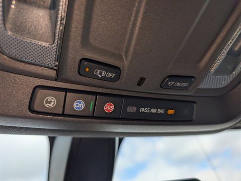 Used 2020 Chevrolet Silverado 1500 LT w/ Bed Protection Package image 30