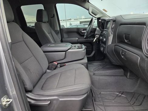 Used 2020 Chevrolet Silverado 1500 Custom w/ Custom Value Package RWD image 17