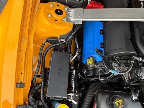 Used 2013 Ford Mustang Boss 302 RWD image 17