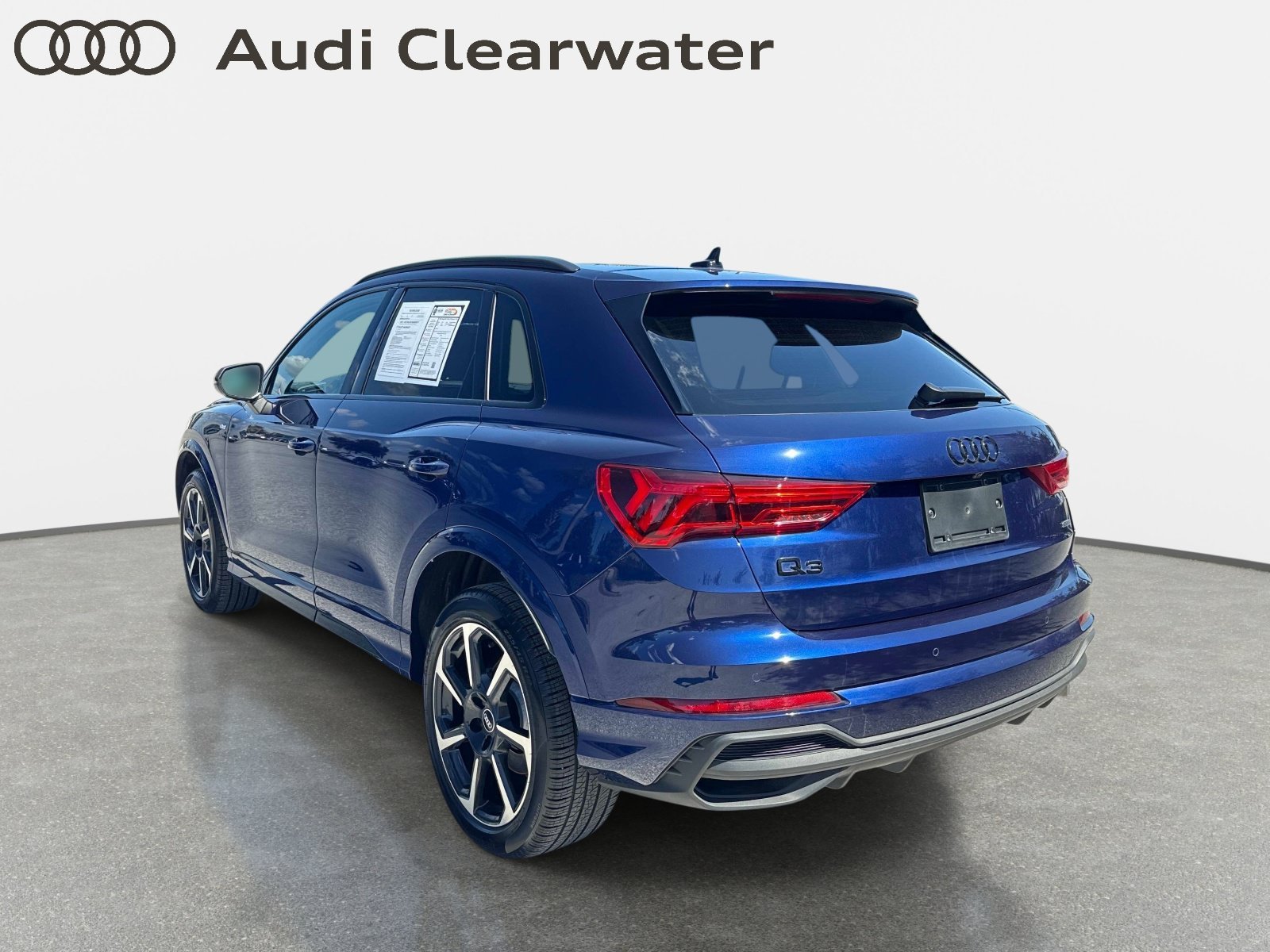 Used 2025 Audi Q3 2.0T Premium Plus w/ Premium Plus Package AWD/4WD image 3