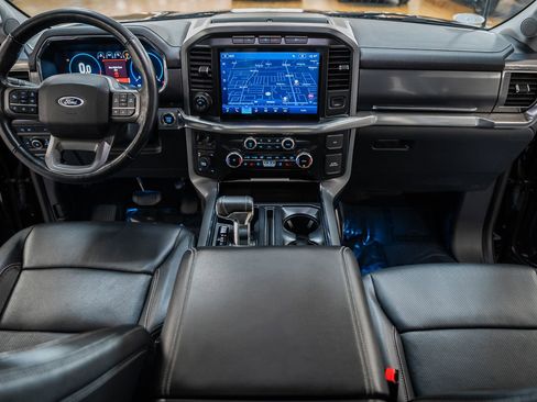 Certified 2022 Ford F150 Lariat w/ Equipment Group 502A High image 23