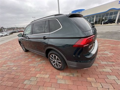 Used 2019 Volkswagen Tiguan SE image 33