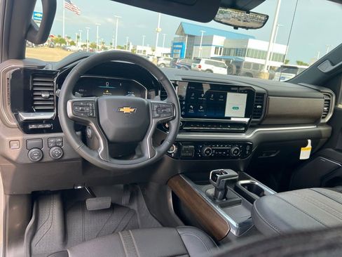 Used 2026 Chevrolet Silverado 1500 High Country w/ High Country Premium Package RWD image 23