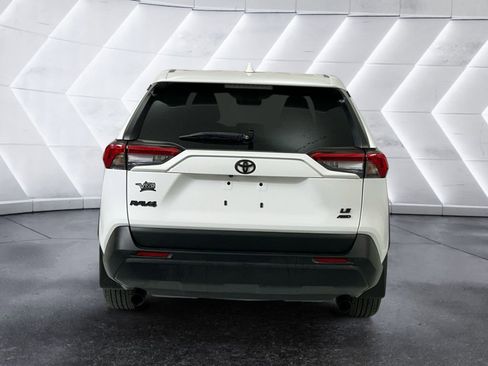 Used 2024 Toyota RAV4 LE image 5