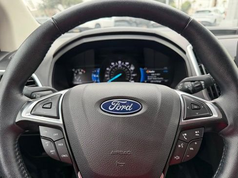 Used 2024 Ford Edge Titanium AWD/4WD image 34
